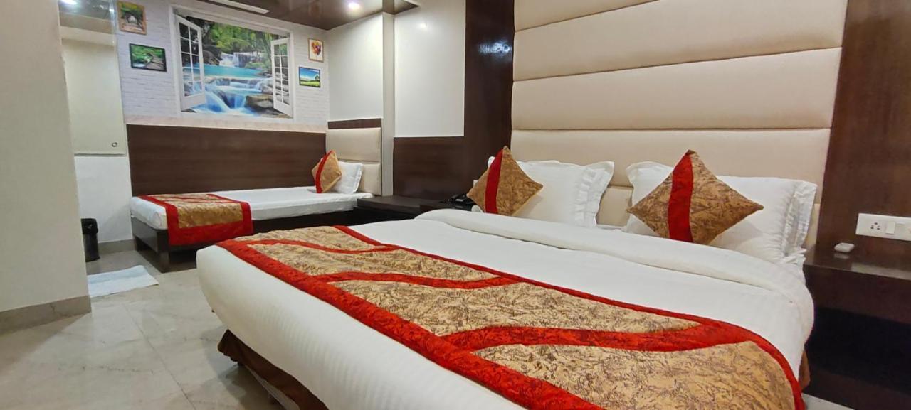 Hotel Benz International Дели Экстерьер фото