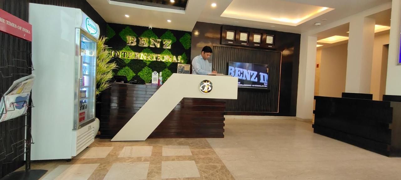 Hotel Benz International Дели Экстерьер фото